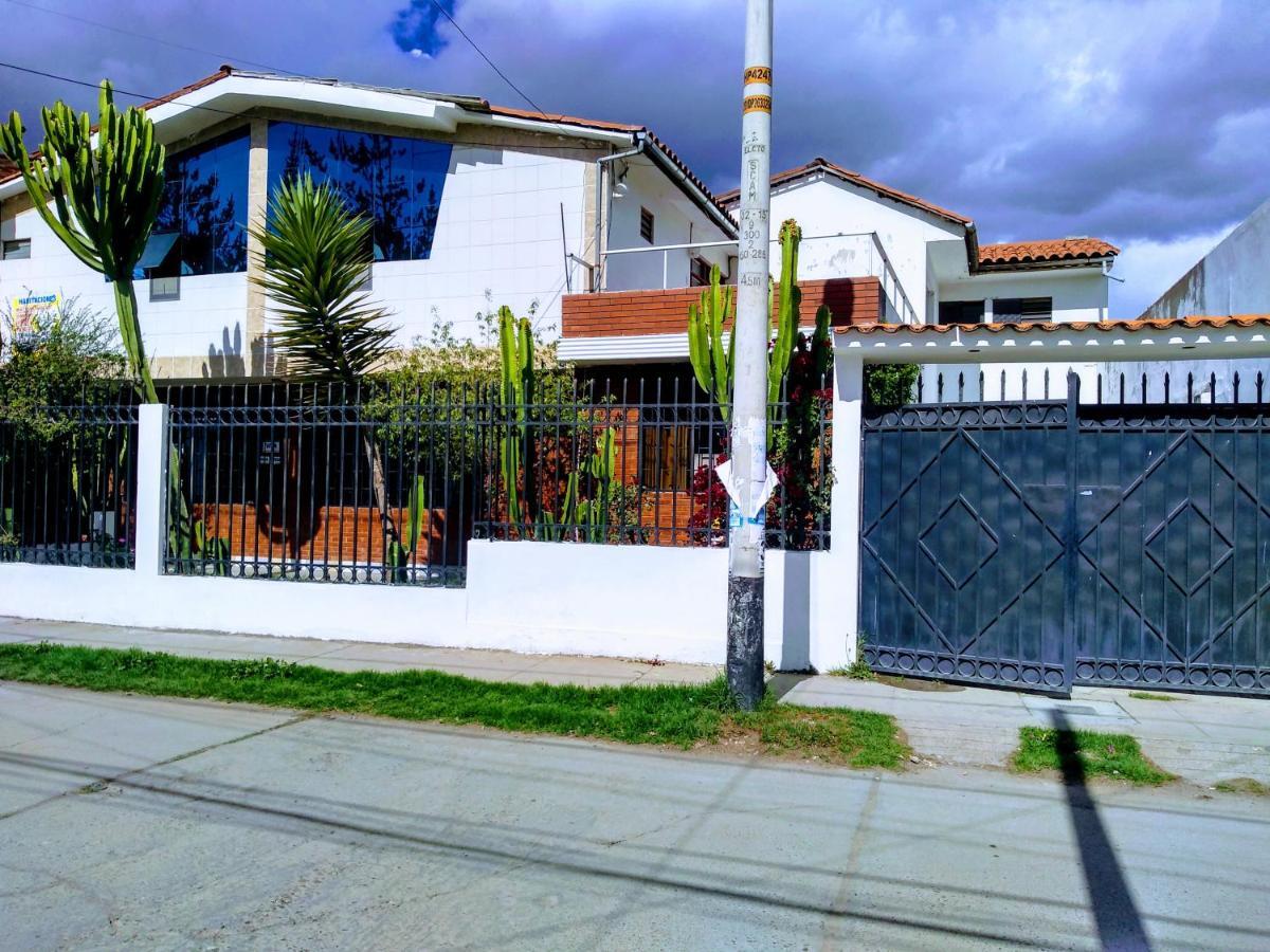 Casa Blanca Hospedaje Huamancaca Εξωτερικό φωτογραφία